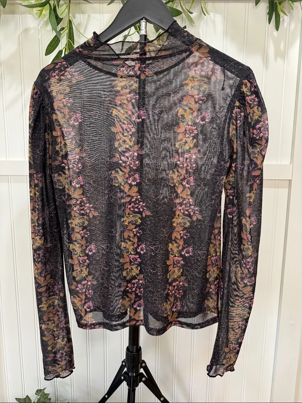 #395 FREE PEOPLE Amber Black Mesh Floral Mock Neck Top w Pink & Gold - Picture 6 of 6